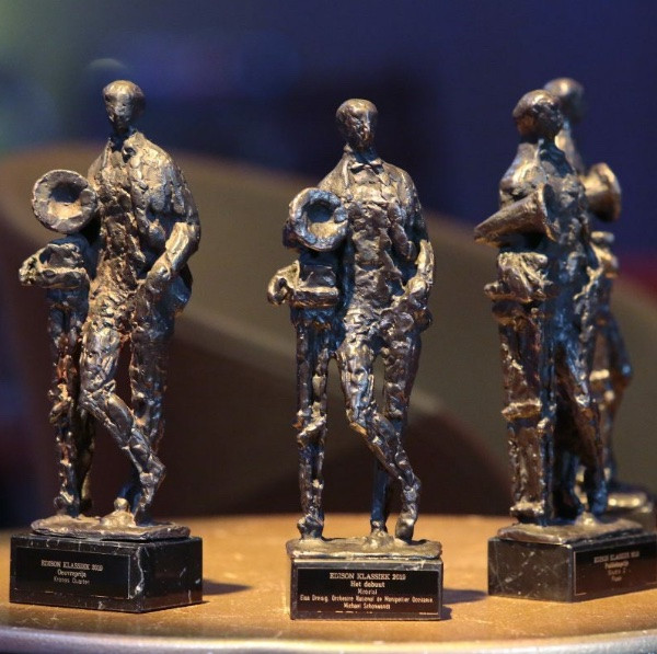 dutch edison classic.jpg