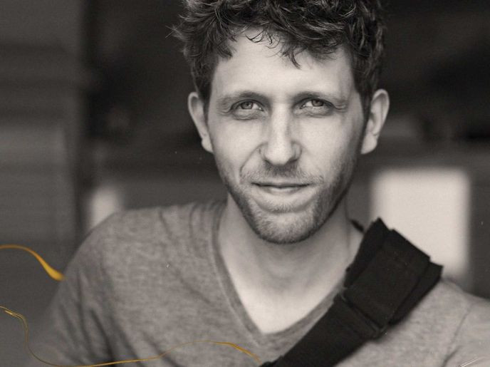 Teun-Creemers-by-Robin-Wagenaar-2021-Edited-688x515.jpg