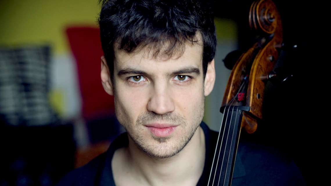 Victor-Julien-Laferriere.jpg