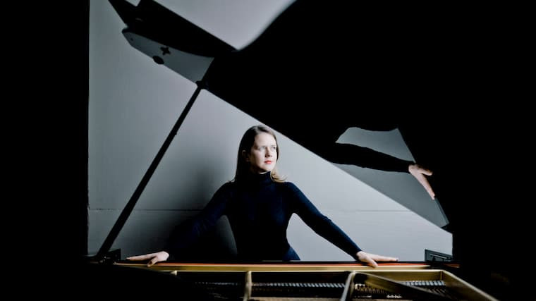 Helena Basilova.jpg