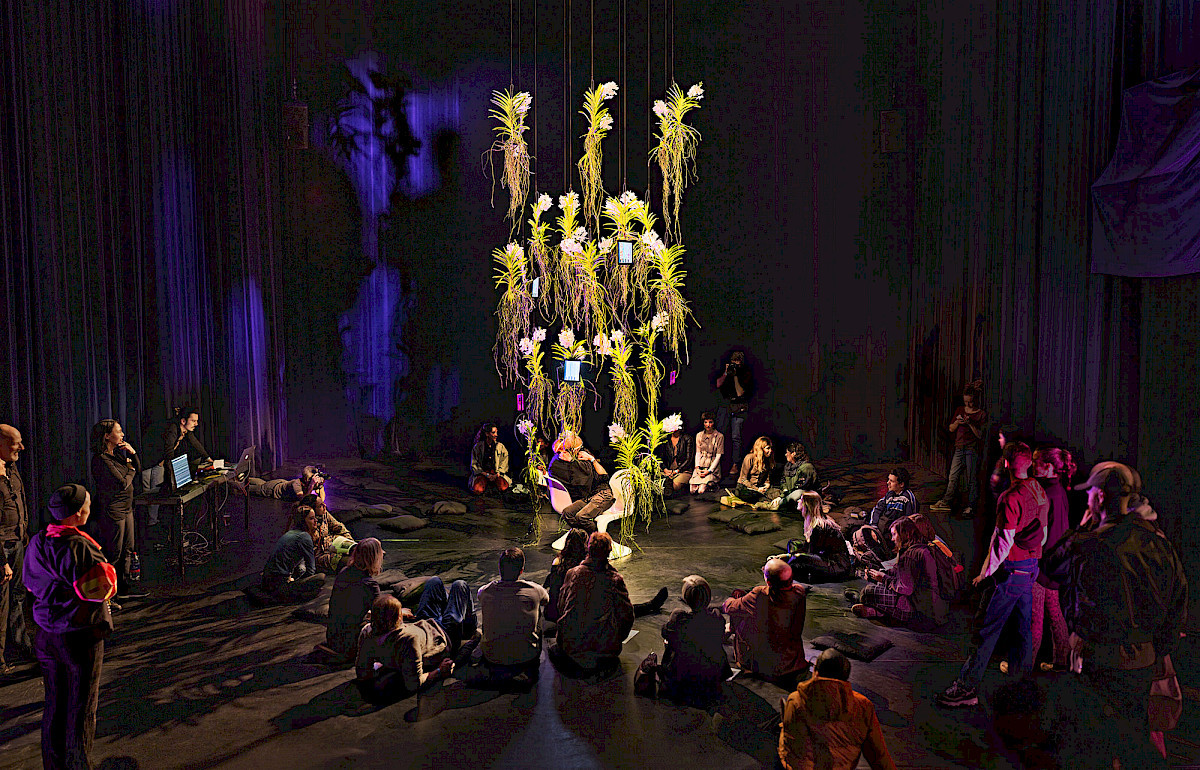 w538_1136154_karen_lancel_hermen_maat_-_intimacy_ecologieshma3web.1200x0.jpg