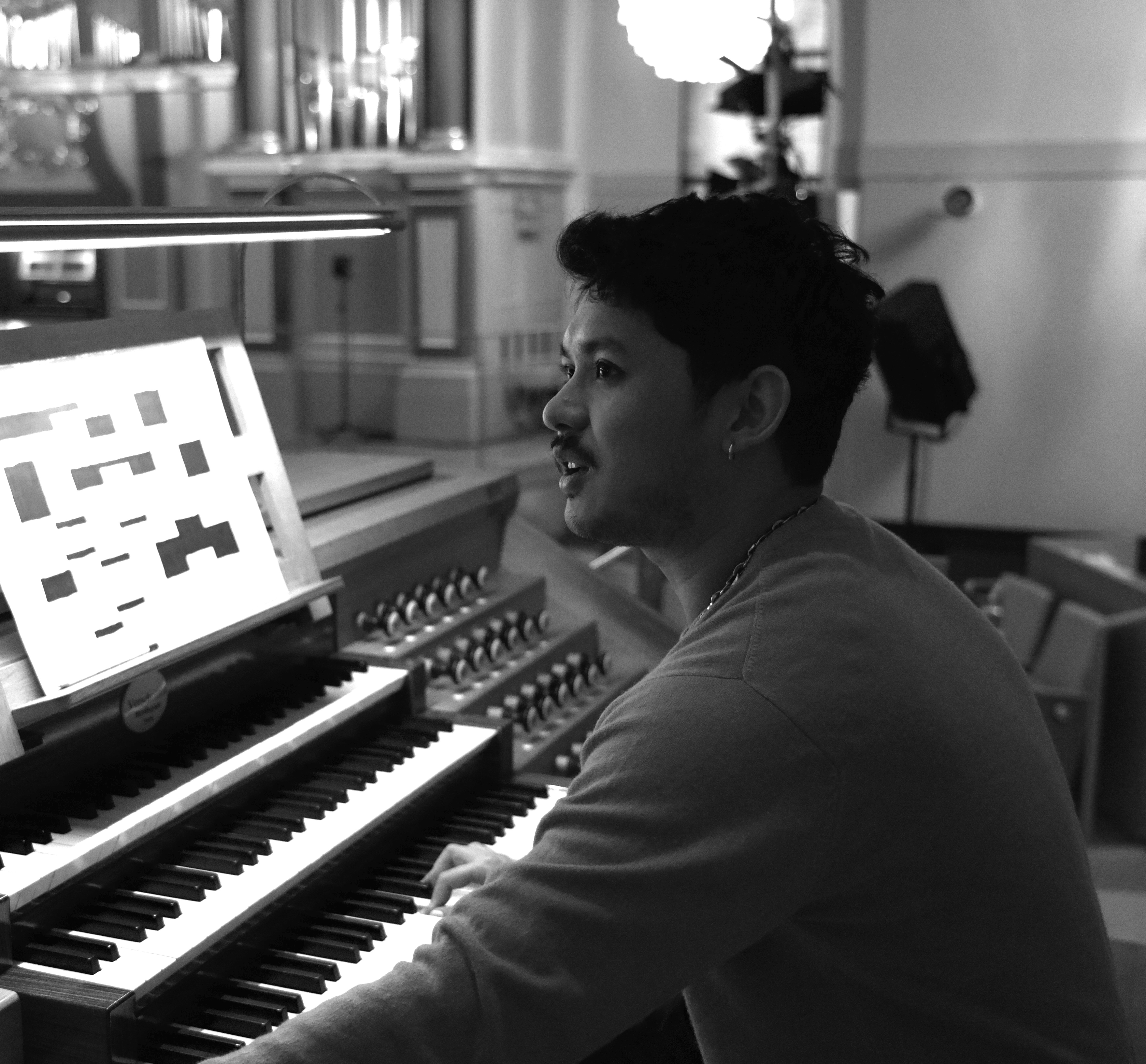 concert-3--nirantar-yakthumba--[C]-yinquan-chen.jpeg.jpeg