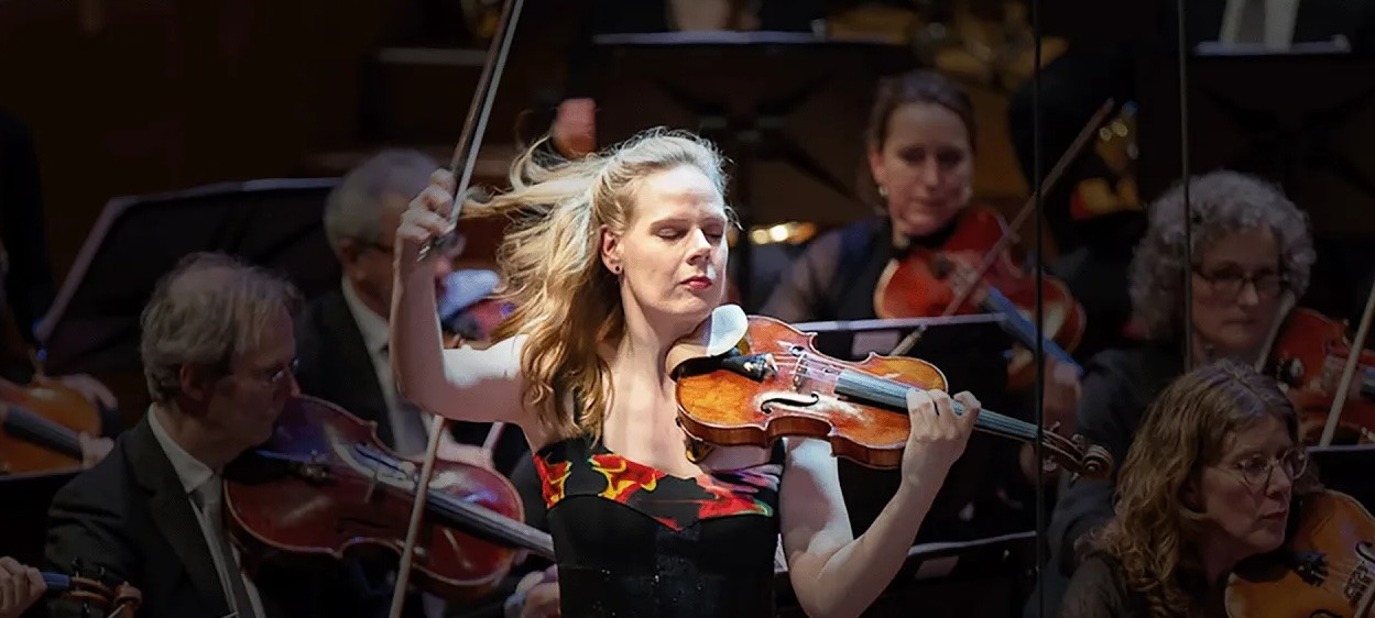 Simone Lamsma.jpg